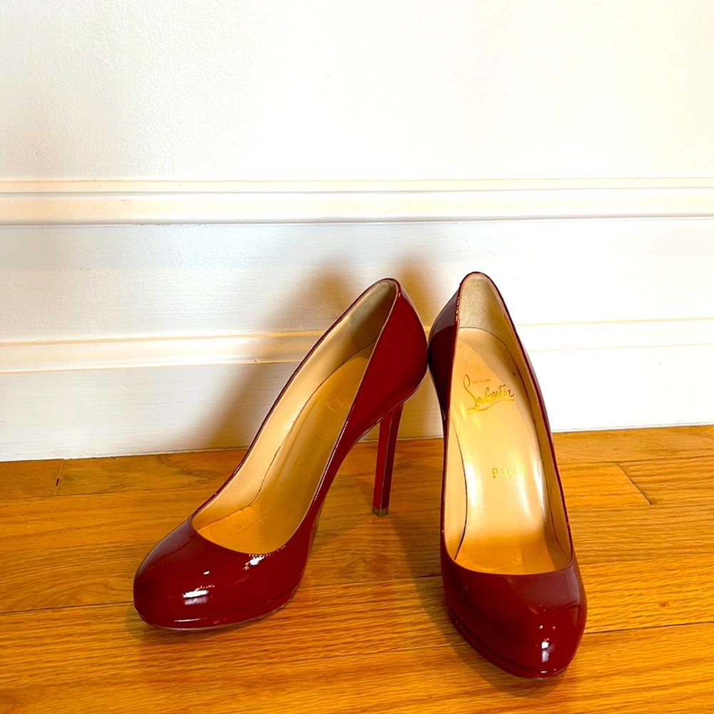 Loubotin High-heels. Red patent leather